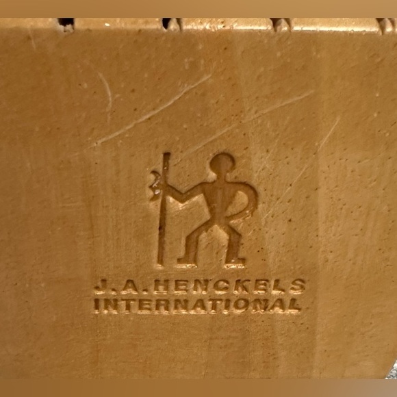 Zwilling J. A. Henckels International Butcher-block - Picture 3 of 3